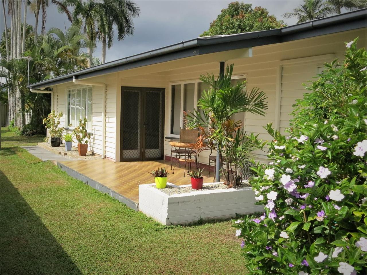Edge Hill Clean & Green Cairns, 7 Minutes From The Airport, 7 Minutes To Cairns Cbd & Reef Fleet Terminal Exterior foto