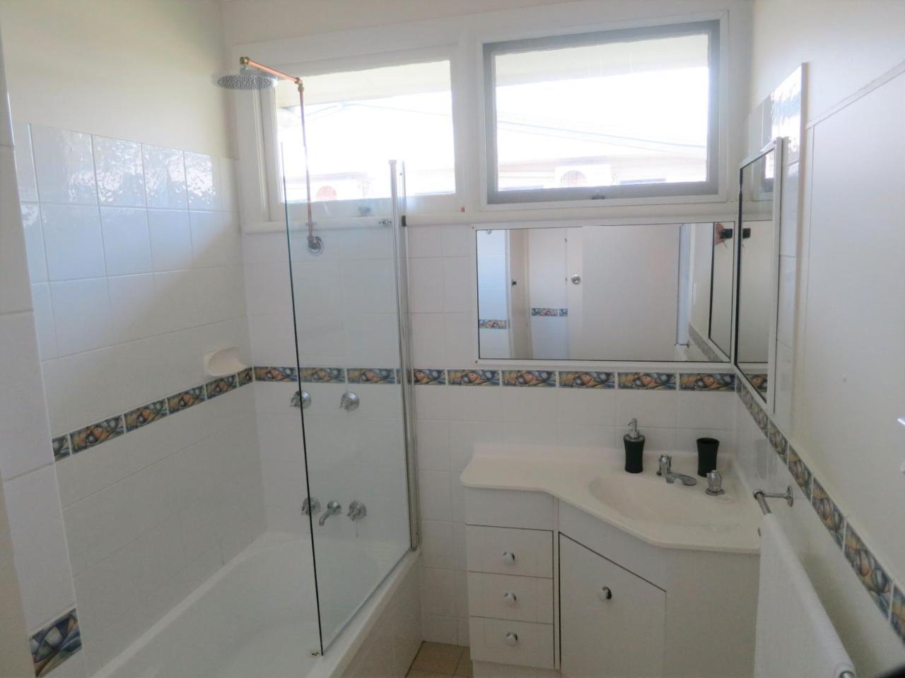 Edge Hill Clean & Green Cairns, 7 Minutes From The Airport, 7 Minutes To Cairns Cbd & Reef Fleet Terminal Exterior foto
